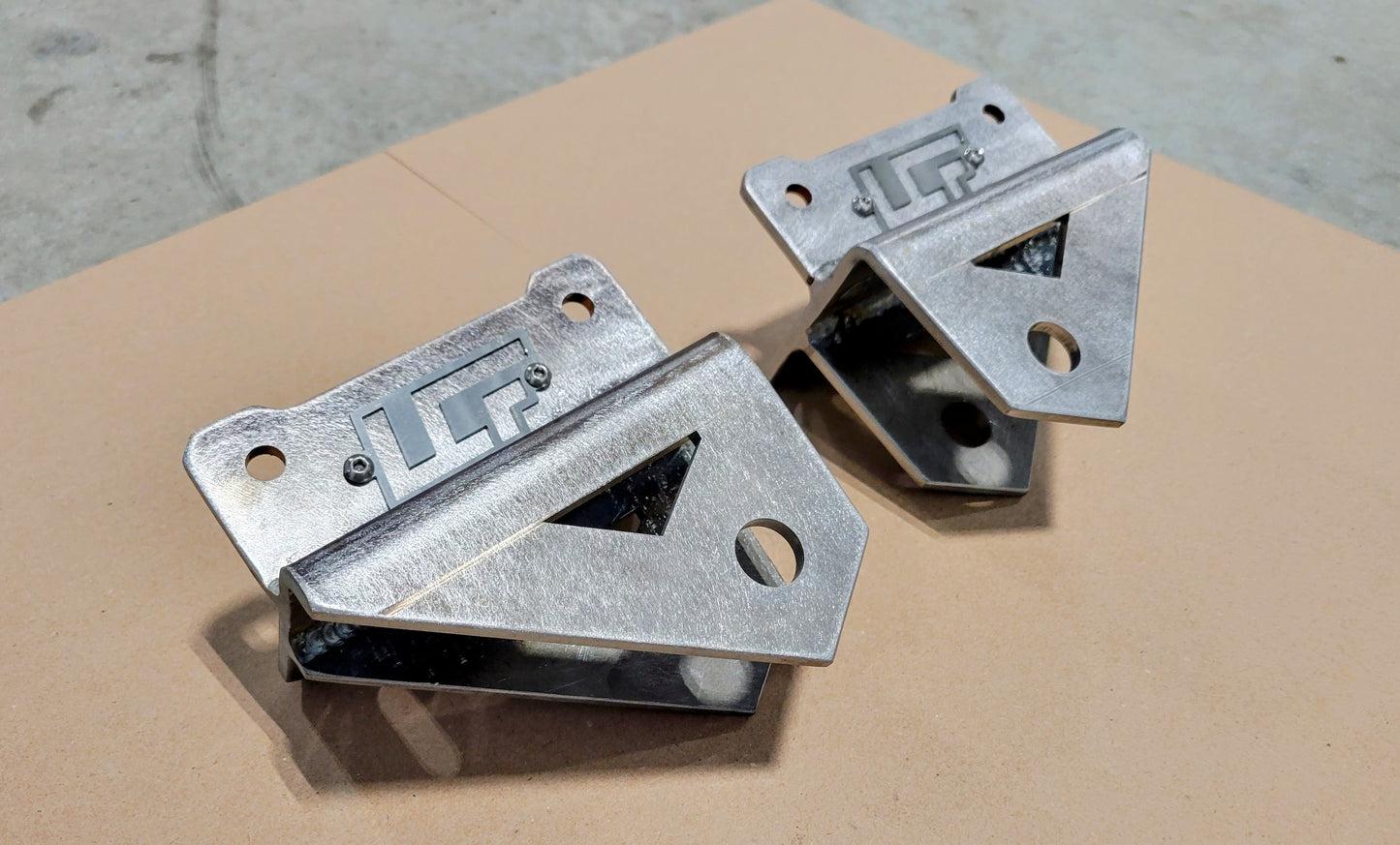 2011-2019' GM 2500/3500 UCF Bolt On Fabricated Traction Bar Kit