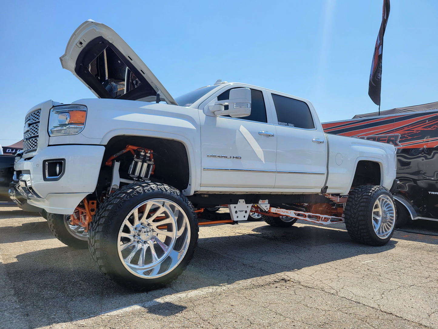 2011-2019' GM 2500/3500 UCF Bolt On Fabricated Traction Bar Kit