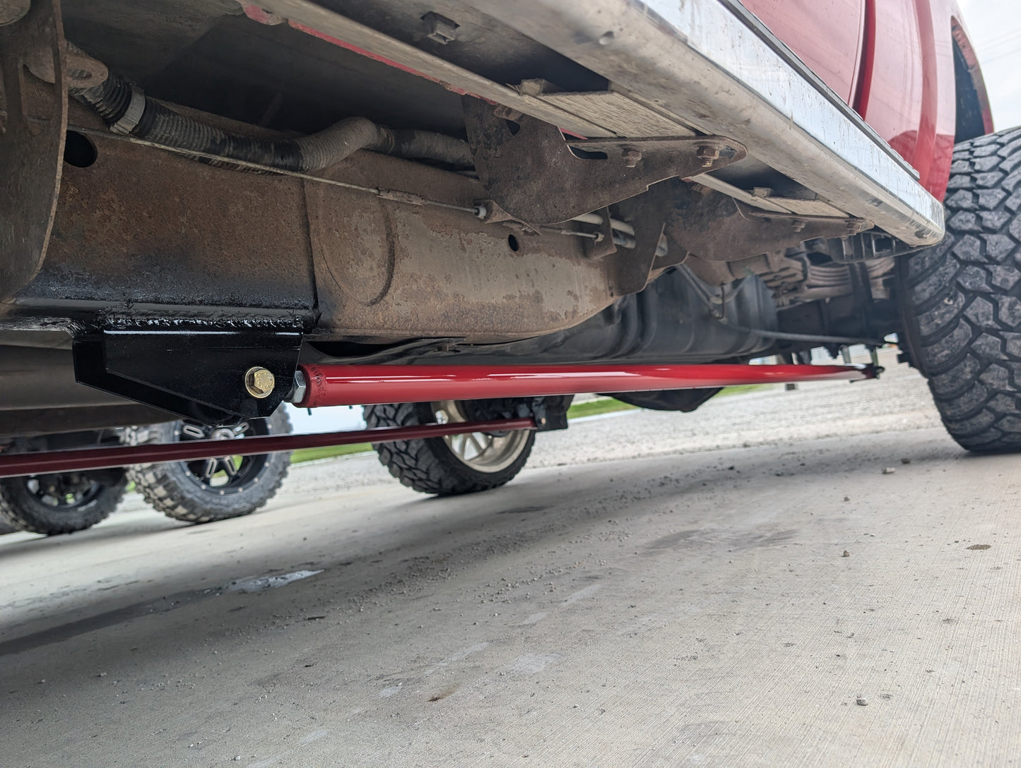 Universal 72in Weld On Traction Bar Kit