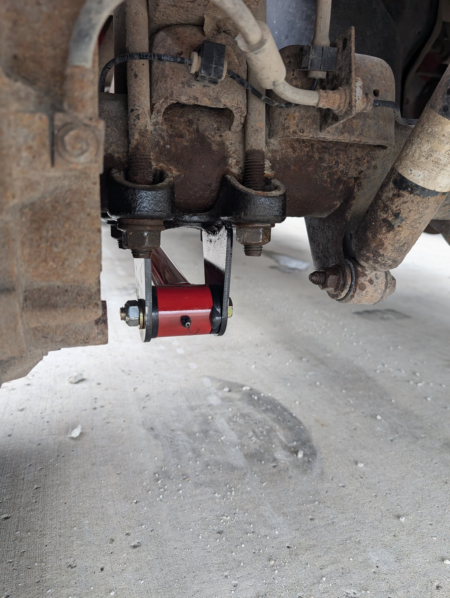 Universal 72in Weld On Traction Bar Kit