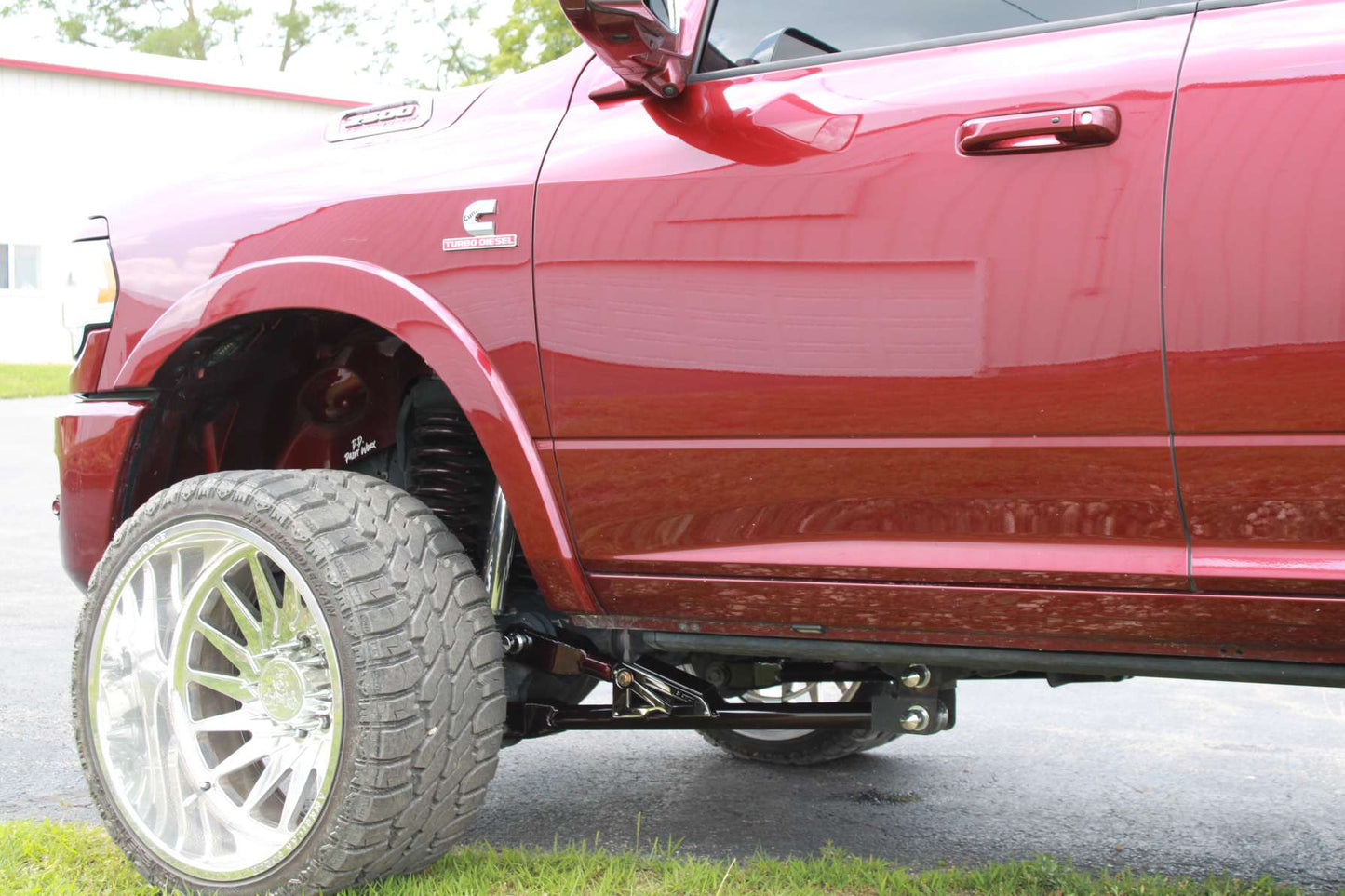 UCF 2014-Current Ram Adjustable 3 Link Front Suspension Upgrade