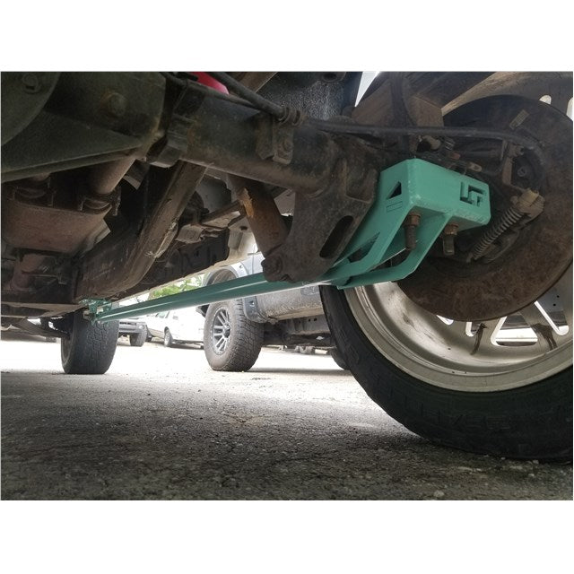 1999-22' GM 1500 UCF Bolt On Traction Bar Kit