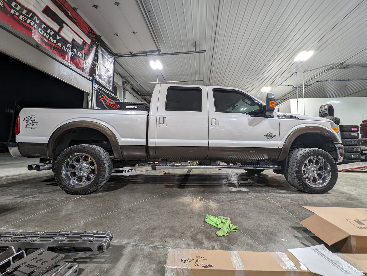 2011-2016 Ford Super Duty UCF Bolt On Fabricated Traction Bar Kit